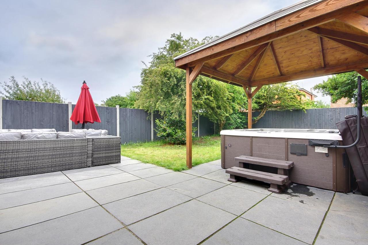 7 Palms Villa Bournemouth Exterior photo